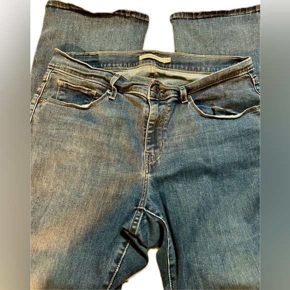 Levi Curvy Bootcut Jeans Women's 32x30 Blue Medium Wash Western Cowgirl Rodeo - Picture 3 of 9